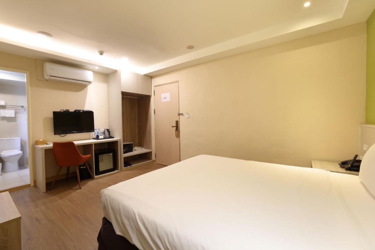 Tc Hotel - Hualien Zhongxiao Exterior photo
