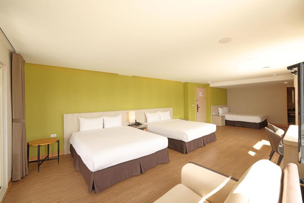 Tc Hotel - Hualien Zhongxiao Exterior photo