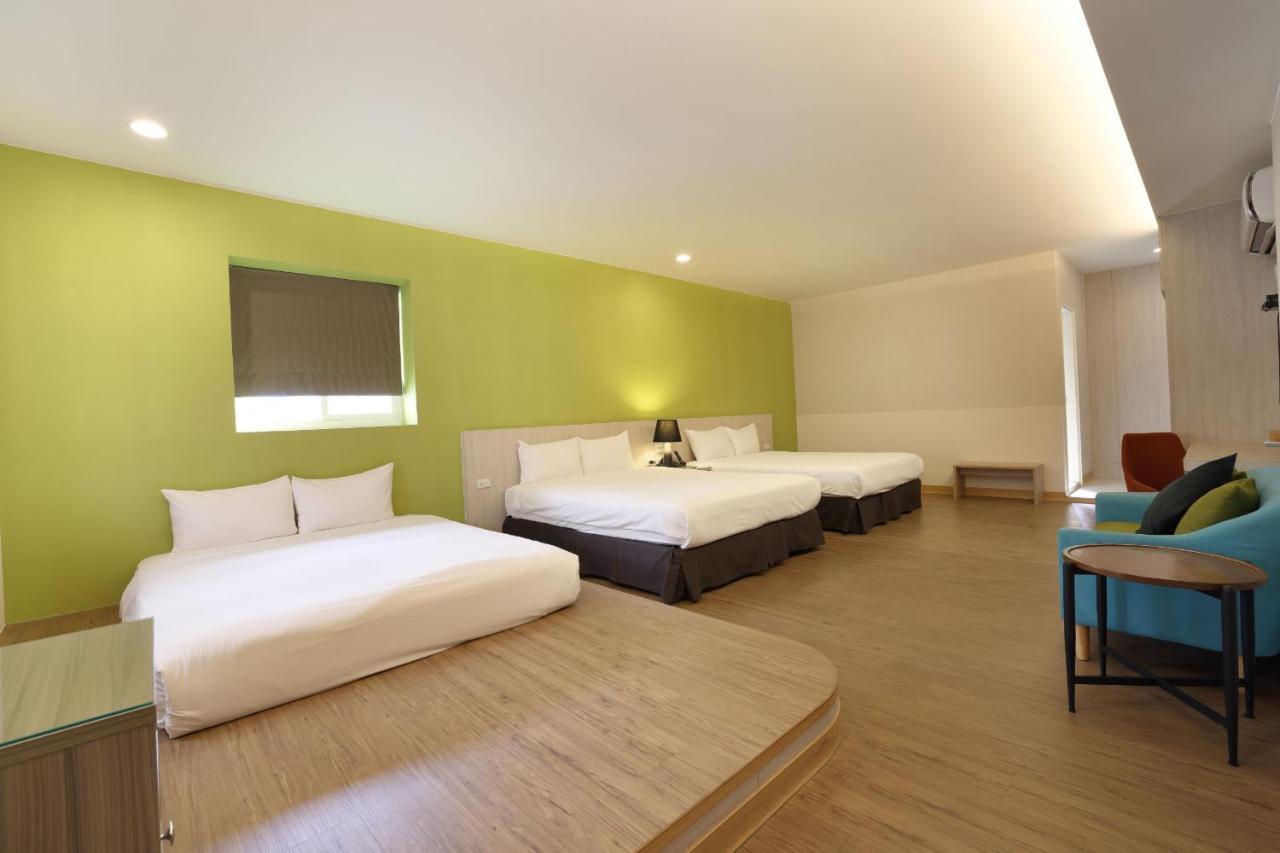 Tc Hotel - Hualien Zhongxiao Exterior photo