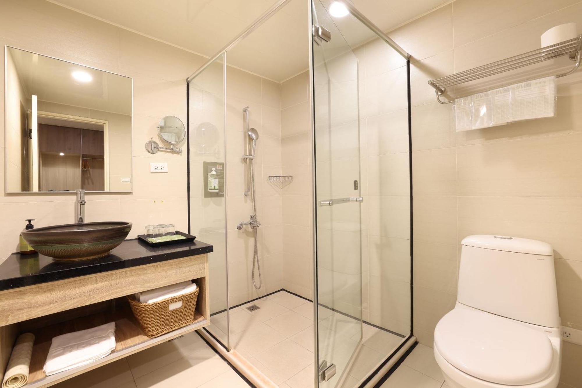 Tc Hotel - Hualien Zhongxiao Exterior photo