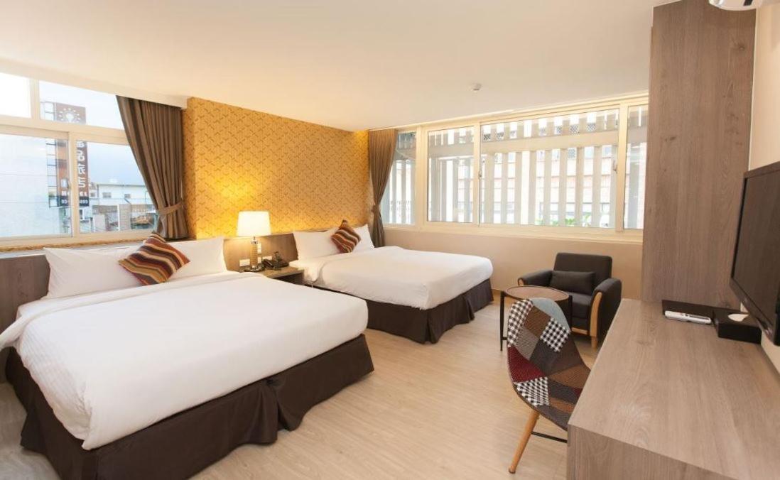 Tc Hotel - Hualien Zhongxiao Exterior photo