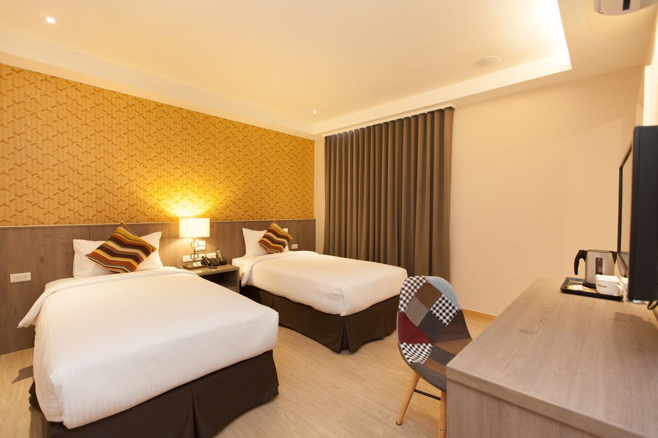Tc Hotel - Hualien Zhongxiao Exterior photo