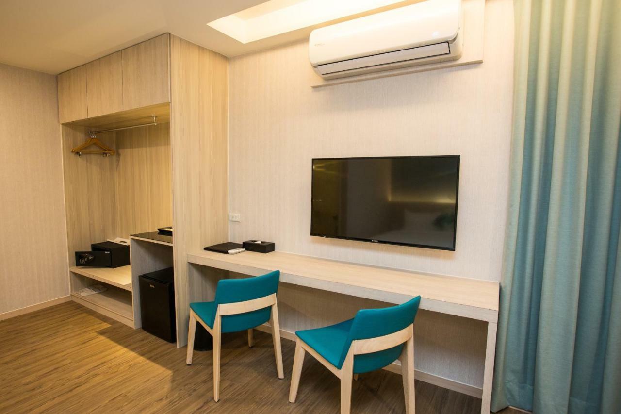 Tc Hotel - Hualien Zhongxiao Exterior photo